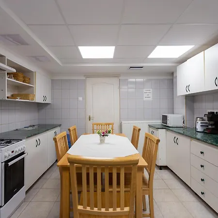 Хостел Rejteki Kutatohaz